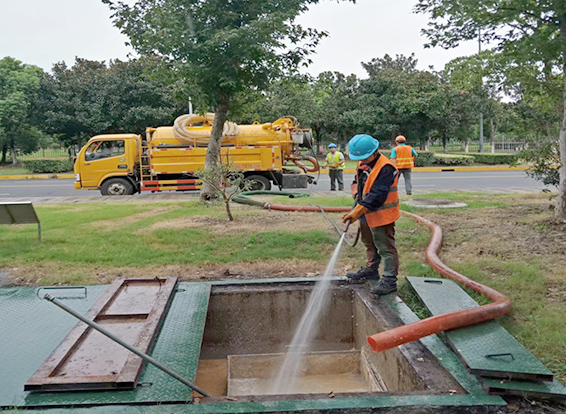 卢市镇化油池清理
